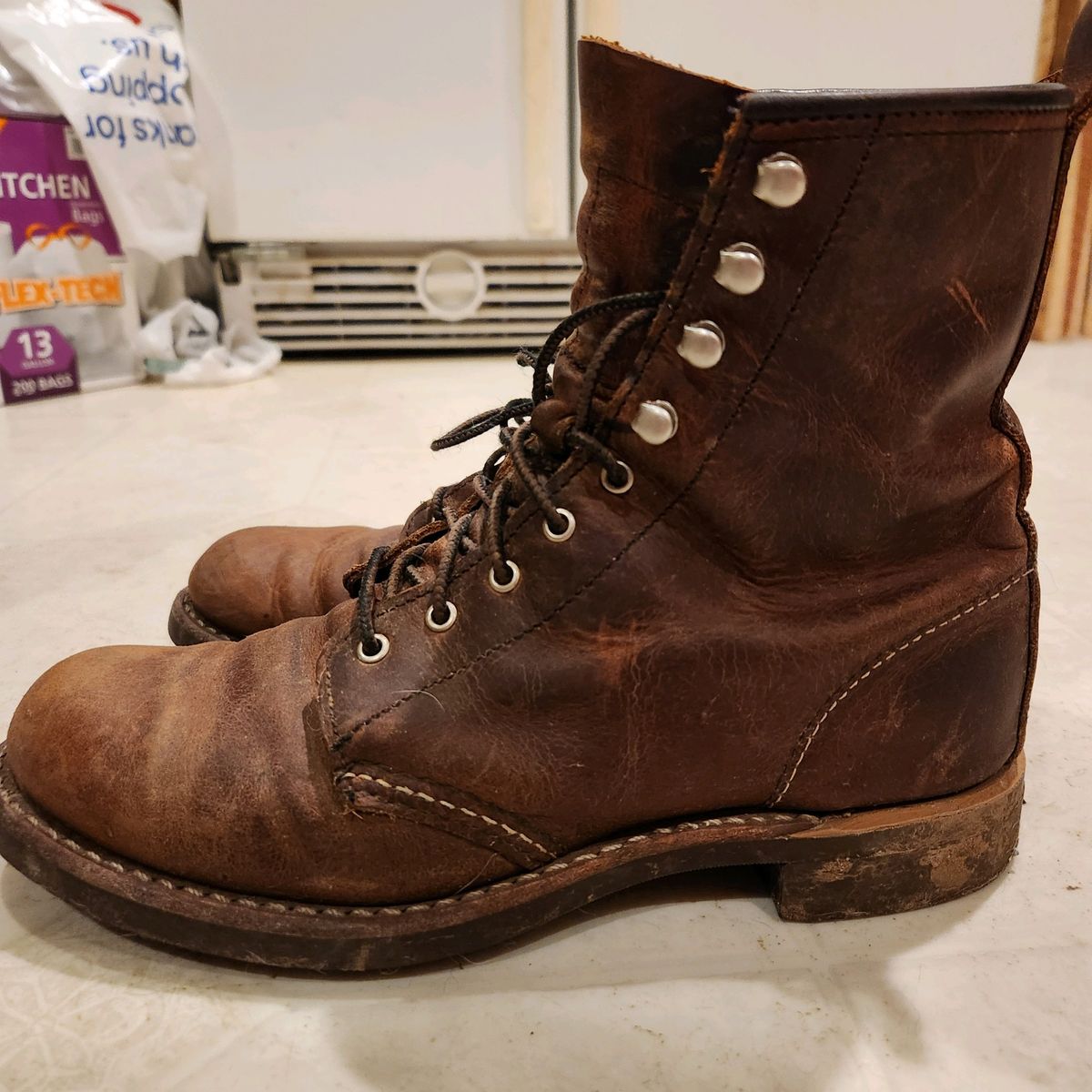 Photo by Jeppysboots on February 6, 2024 of the Red Wing Silversmith in S.B. Foot Copper Rough and Tough.
