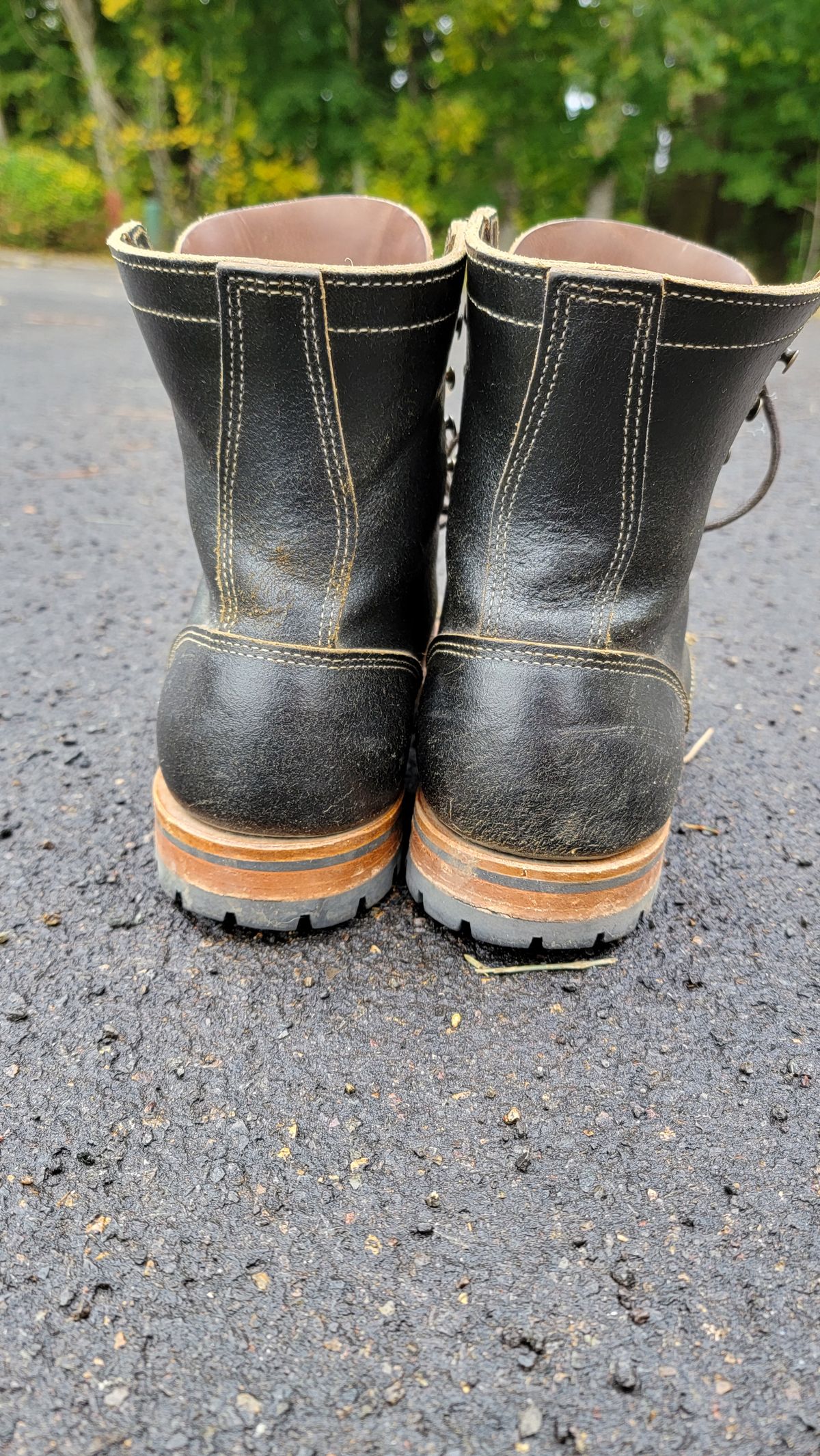 Photo by Jeppysboots on November 6, 2024 of the Truman Upland Boot in Horween Black Waxed Flesh.
