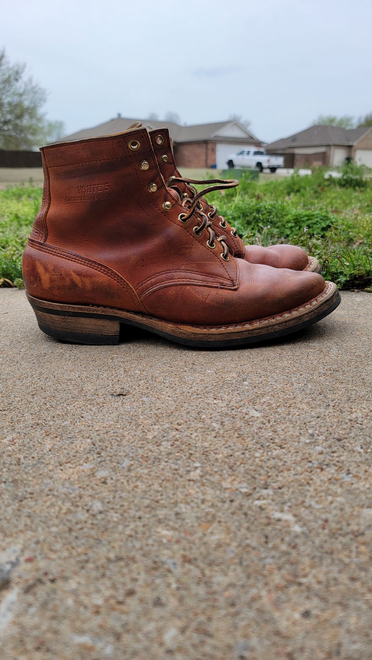 Photo by Jeppysboots on April 5, 2023 of the White's 350 Cruiser in C.F. Stead Rosewood Kudu.