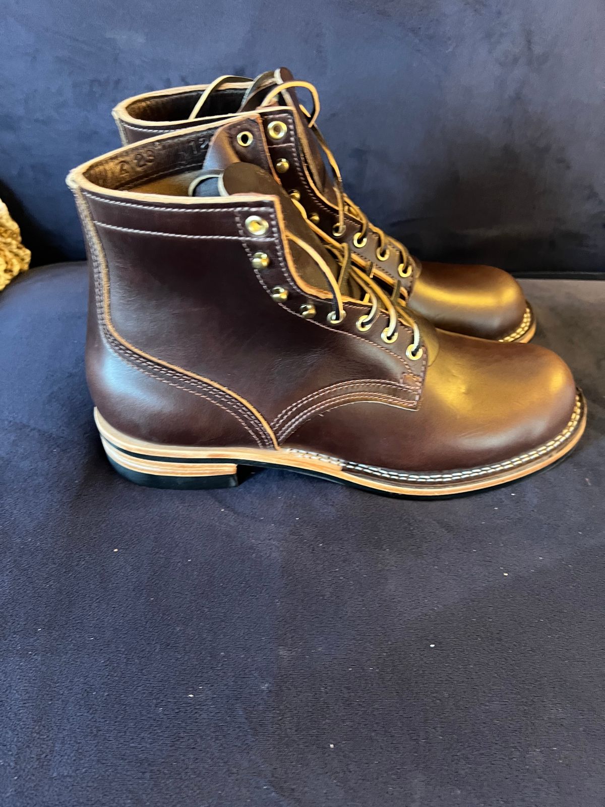 Photo by enarges on October 2, 2023 of the Nicks Americana in Horween Brown Chromexcel.