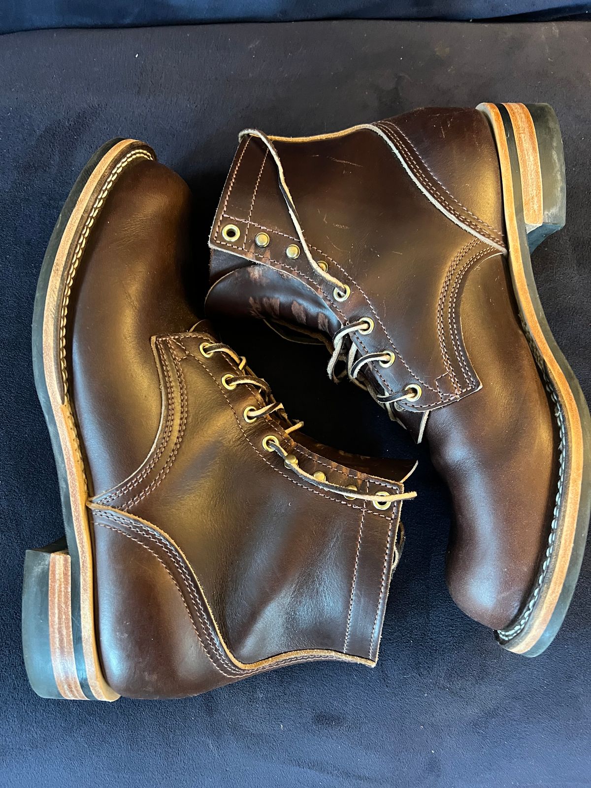 Photo by enarges on November 3, 2023 of the Nicks Americana in Horween Brown Chromexcel.