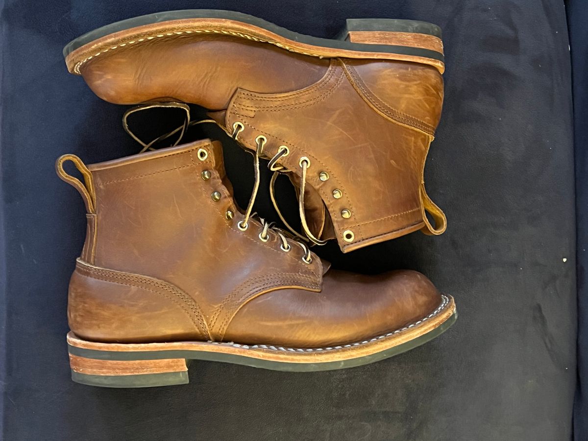 Photo by enarges on March 2, 2023 of the Nicks Falcon in Seidel 1964 Brown.
