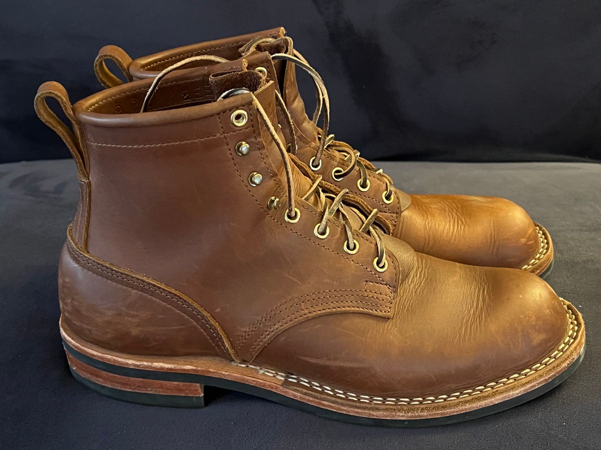 Photo by enarges on March 2, 2023 of the Nicks Falcon in Seidel 1964 Brown.