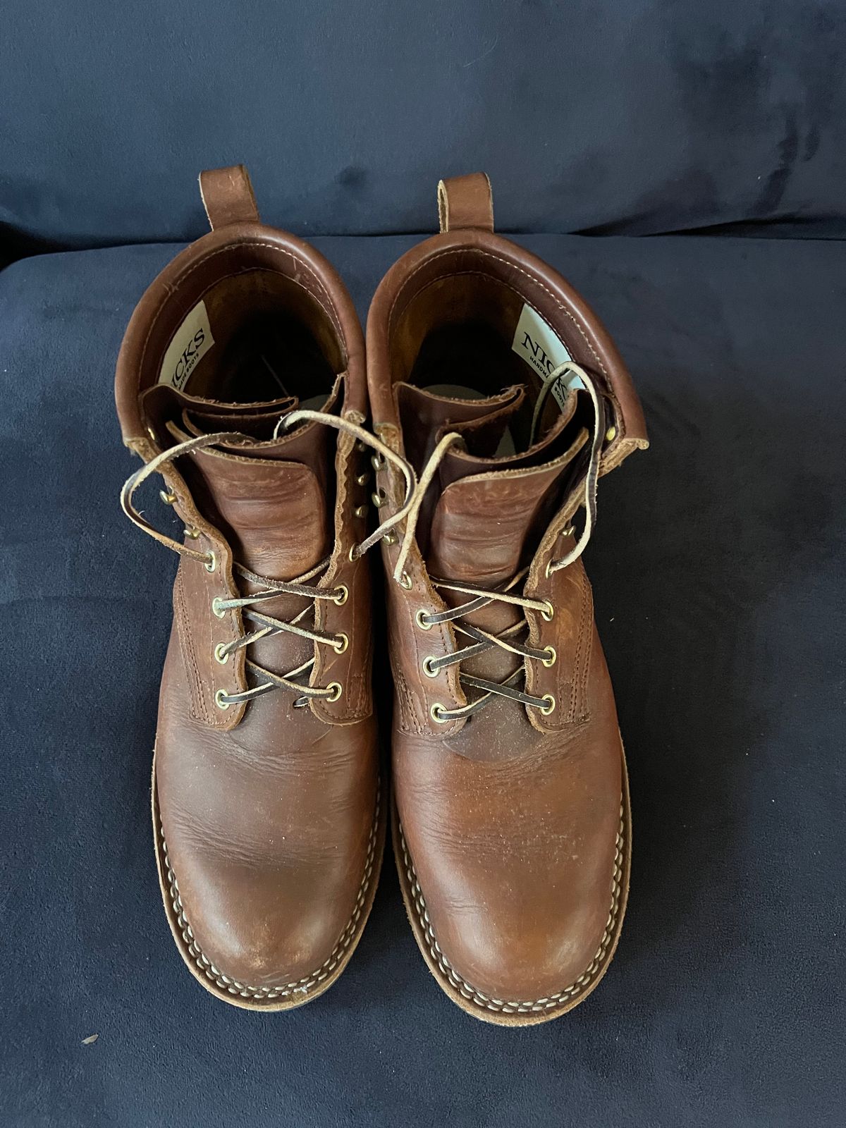 Photo by enarges on April 4, 2023 of the Nicks Falcon in Seidel 1964 Brown.