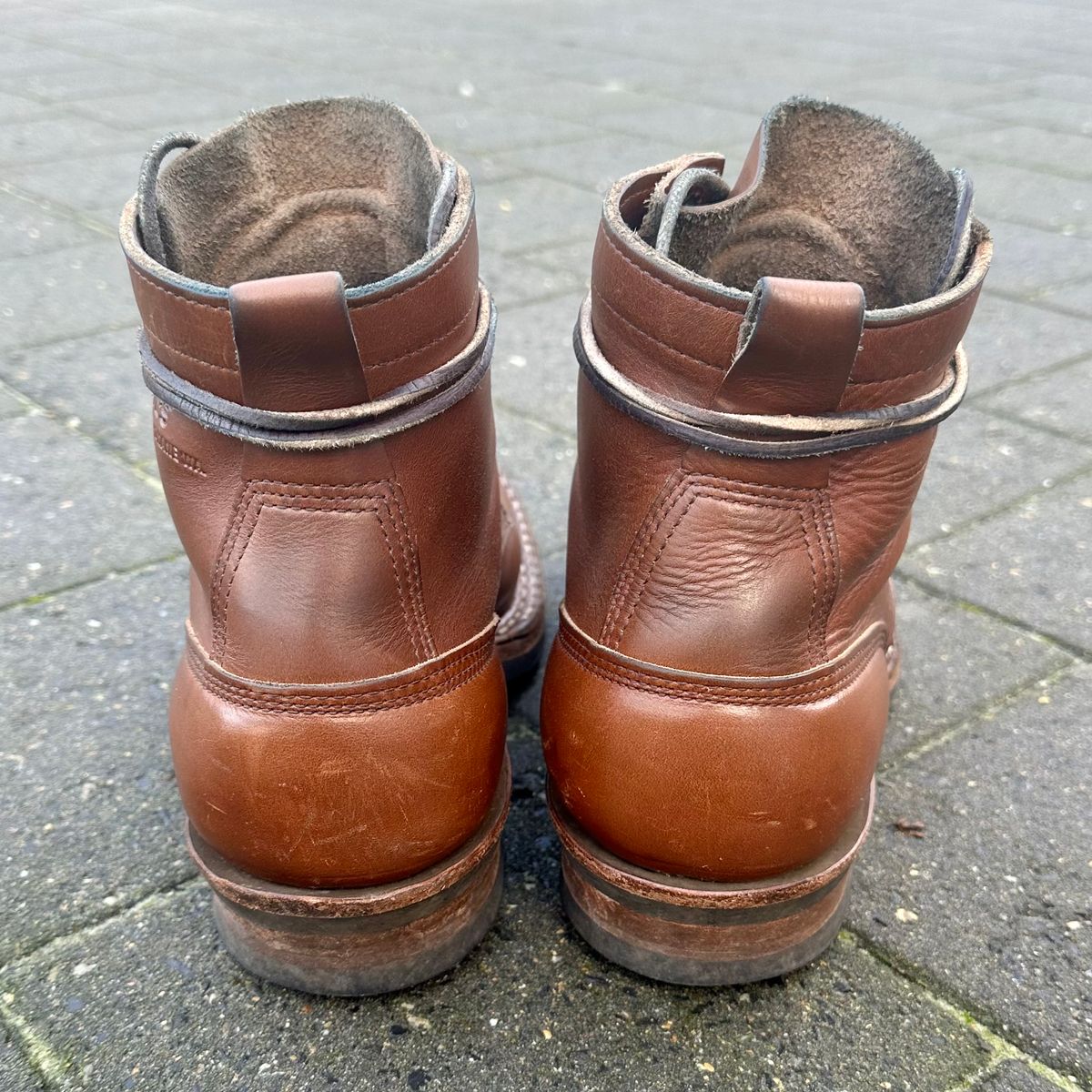 Photo by indigo_footprint on February 5, 2023 of the White's 350 Cruiser in Horween British Tan Chromexcel.