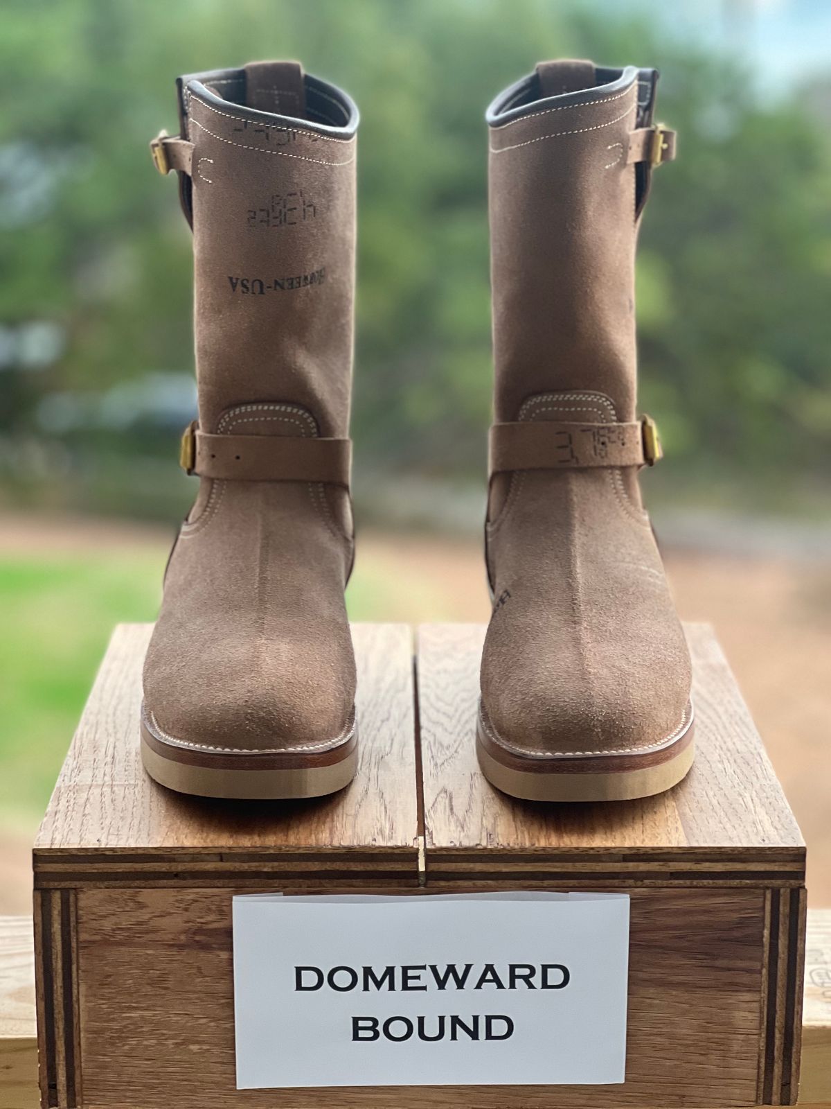 Photo by aminnix829 on October 1, 2023 of the Unsung U 22-2 Engineer Boot in Horween Natural Chromexcel Horsehide Roughout.