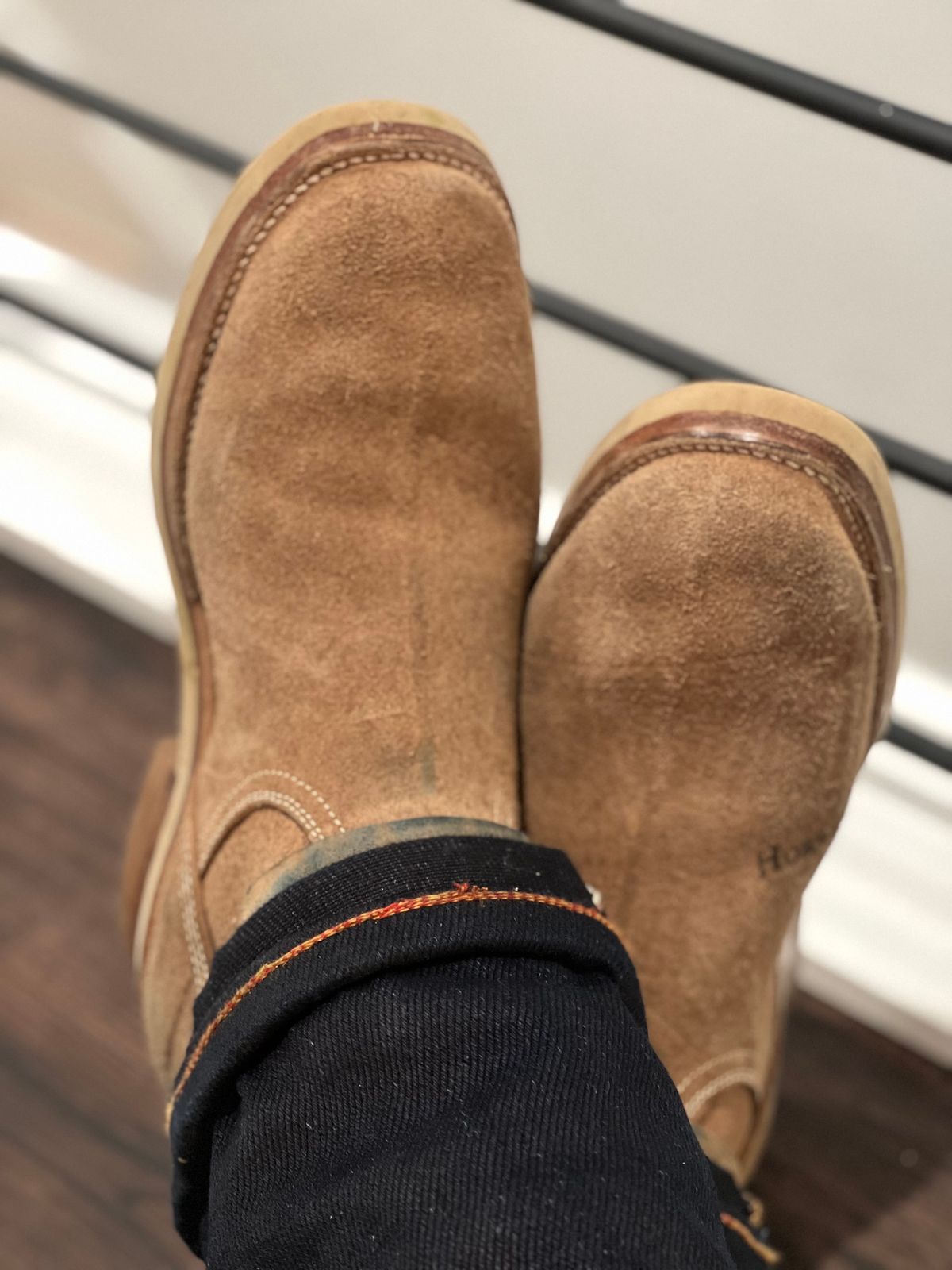 Photo by aminnix829 on October 11, 2023 of the Unsung U 22-2 Engineer Boot in Horween Natural Chromexcel Horsehide Roughout.
