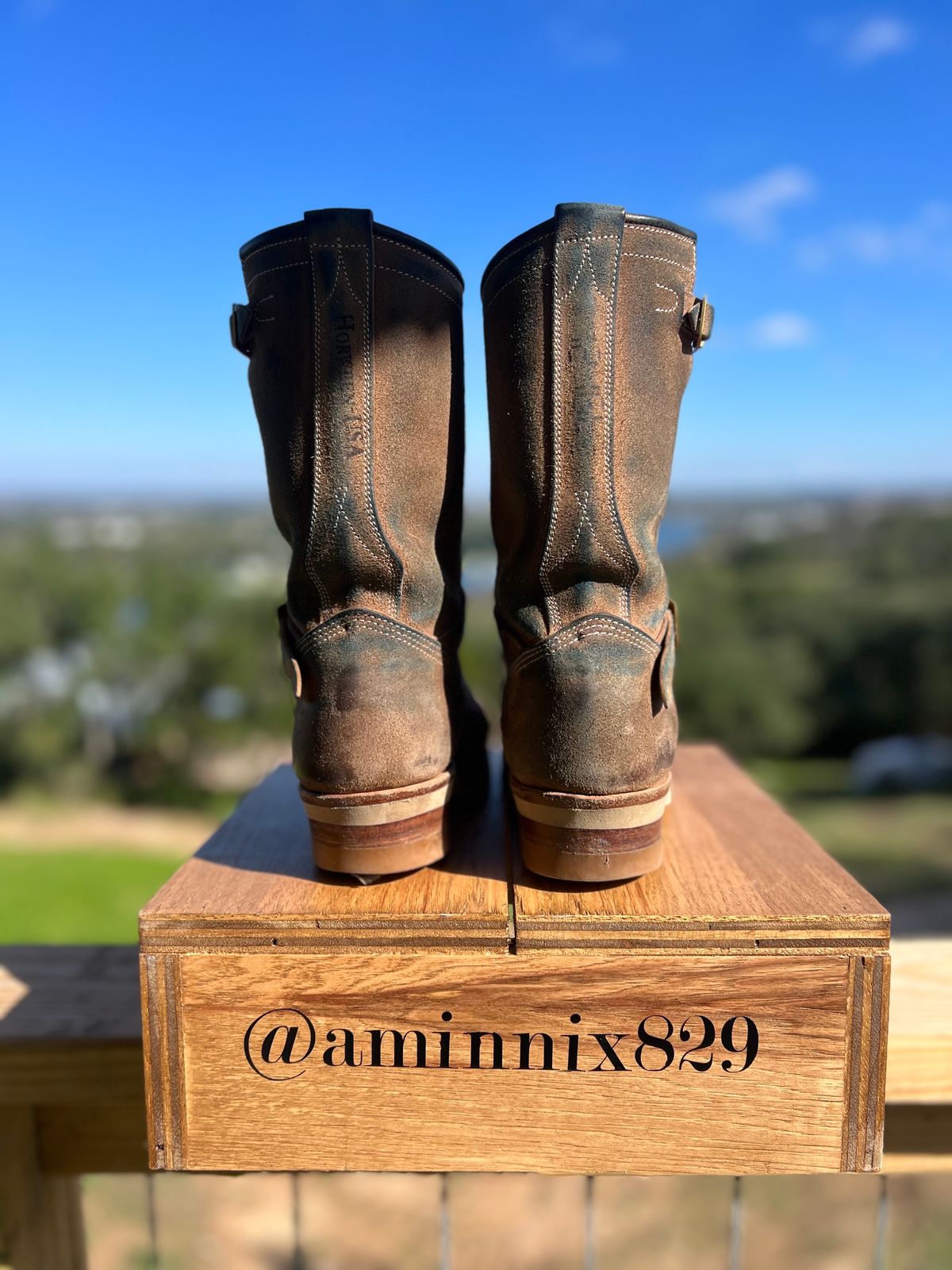 Photo by aminnix829 on November 3, 2023 of the Unsung U 22-2 Engineer Boot in Horween Natural Chromexcel Horsehide Roughout.
