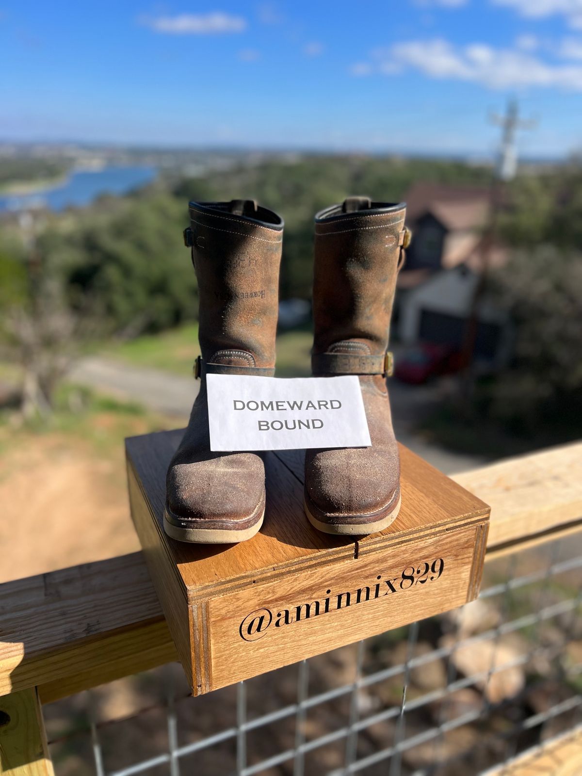 Photo by aminnix829 on November 3, 2023 of the Unsung U 22-2 Engineer Boot in Horween Natural Chromexcel Horsehide Roughout.