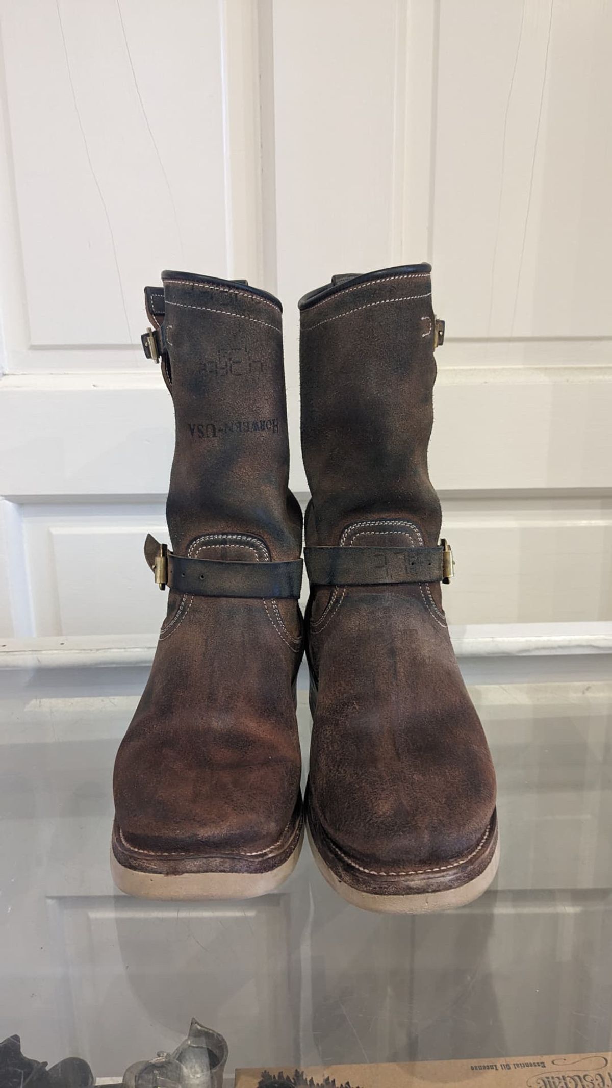 Photo by aminnix829 on January 3, 2024 of the Unsung U 22-2 Engineer Boot in Horween Natural Chromexcel Horsehide Roughout.