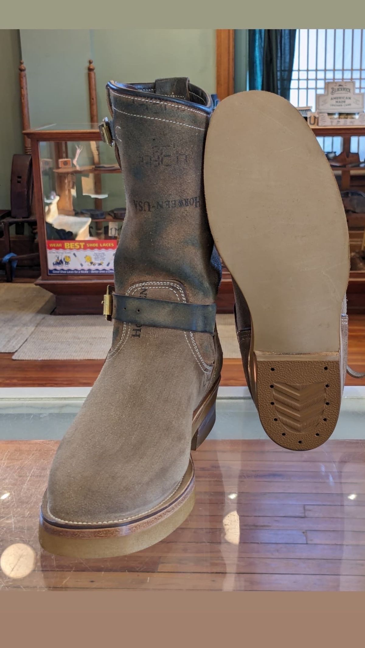 Photo by aminnix829 on January 17, 2024 of the Unsung U 22-2 Engineer Boot in Horween Natural Chromexcel Horsehide Roughout.