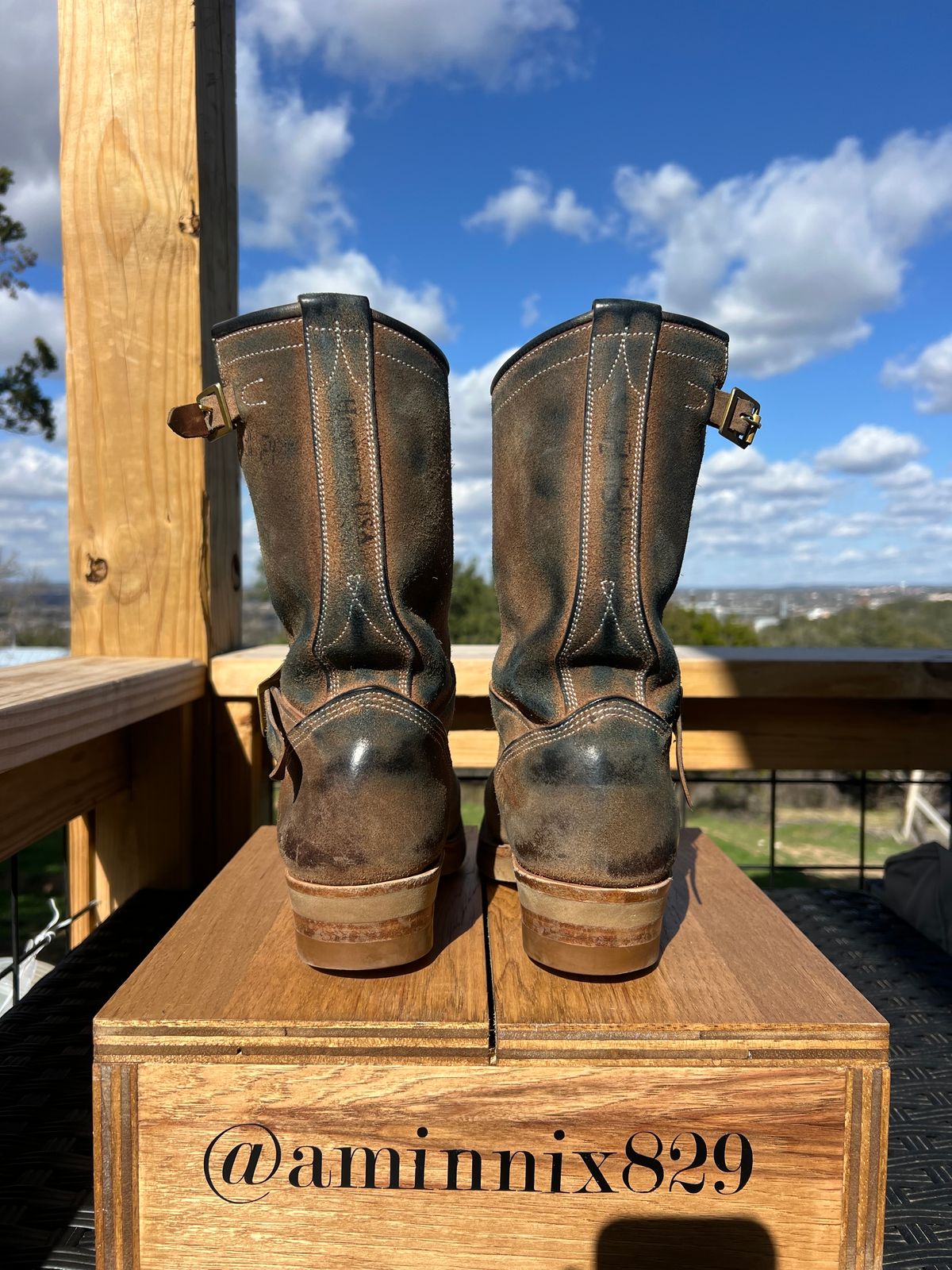 Photo by aminnix829 on February 4, 2024 of the Unsung U 22-2 Engineer Boot in Horween Natural Chromexcel Horsehide Roughout.