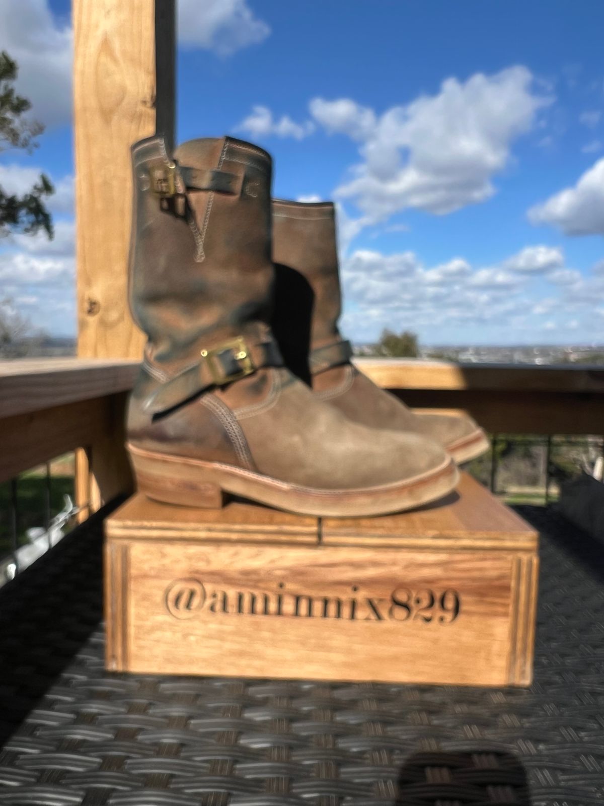 Photo by aminnix829 on February 4, 2024 of the Unsung U 22-2 Engineer Boot in Horween Natural Chromexcel Horsehide Roughout.