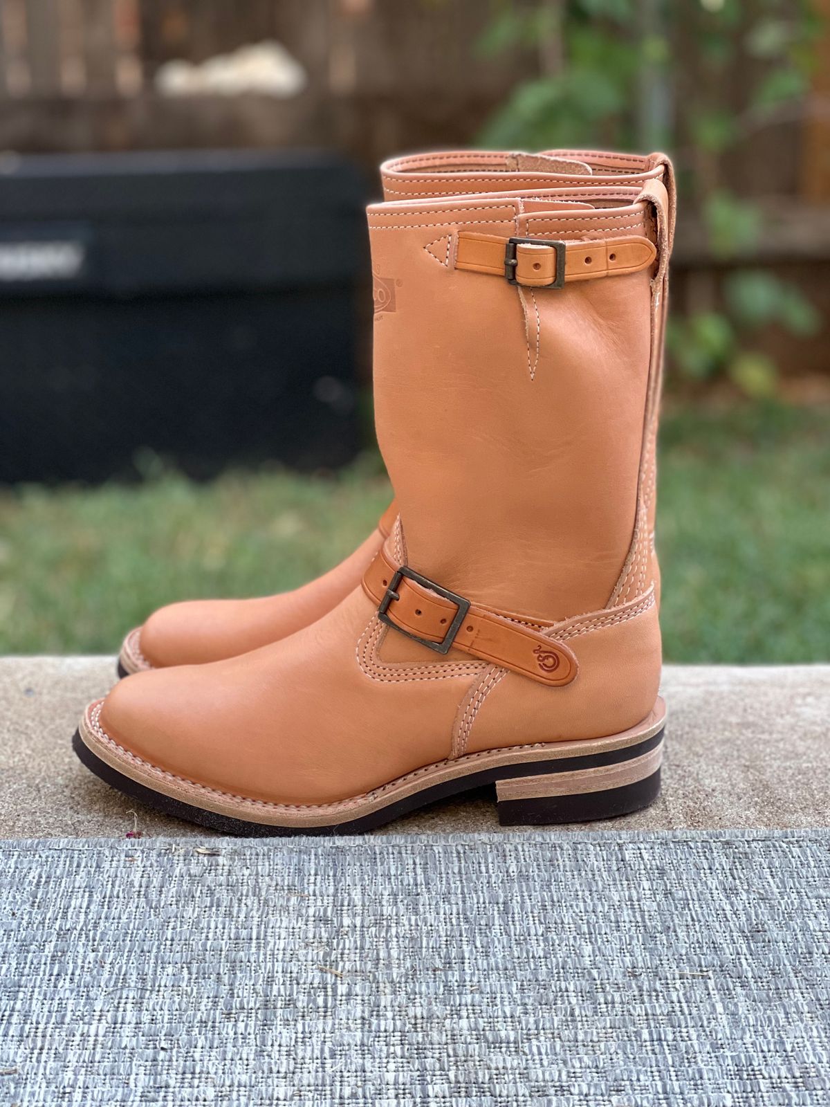Photo by aminnix829 on October 1, 2022 of the Wesco Boss Engineer Boot in Horween Natural Essex.