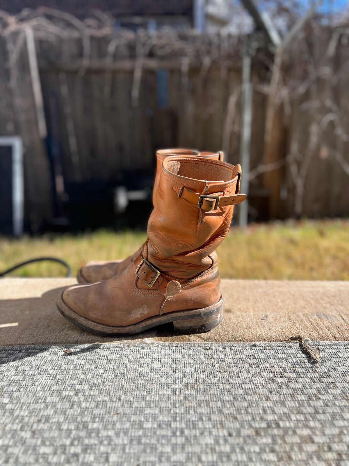 Photo by aminnix829 on January 5, 2023 of the Wesco Boss Engineer Boot in Horween Natural Essex.