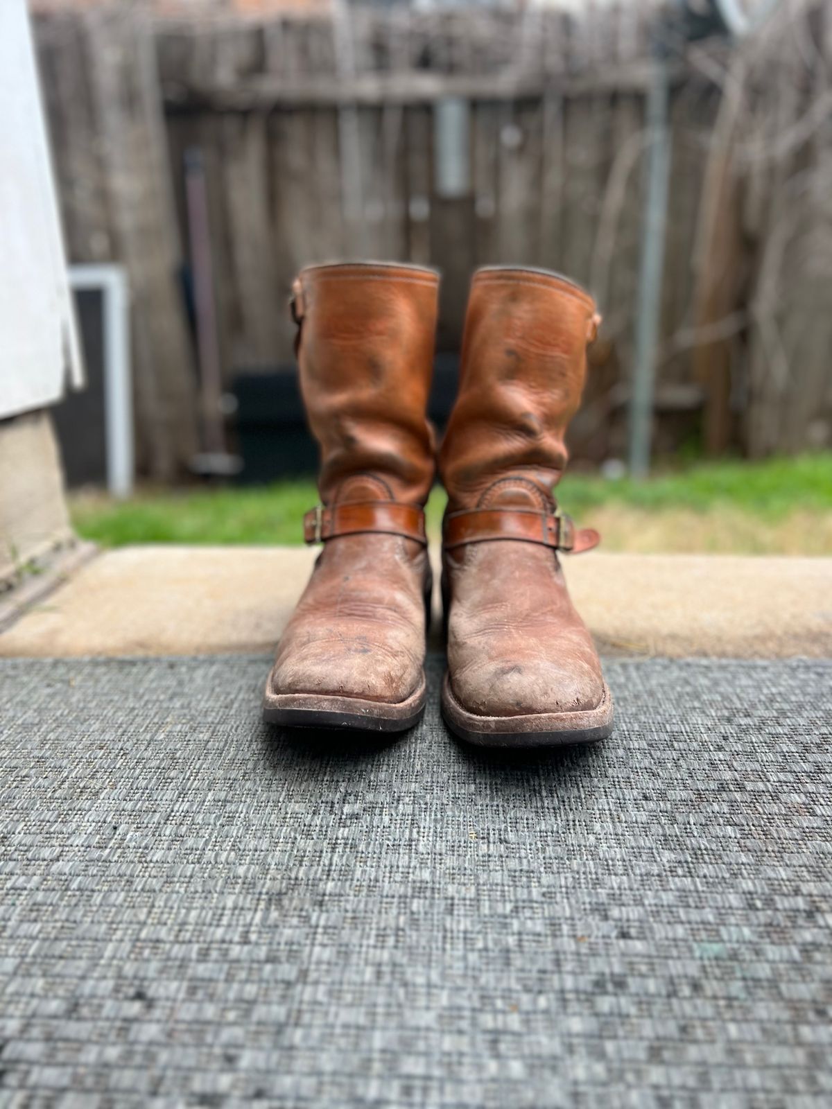 Photo by aminnix829 on February 3, 2023 of the Wesco Boss Engineer Boot in Horween Natural Essex.