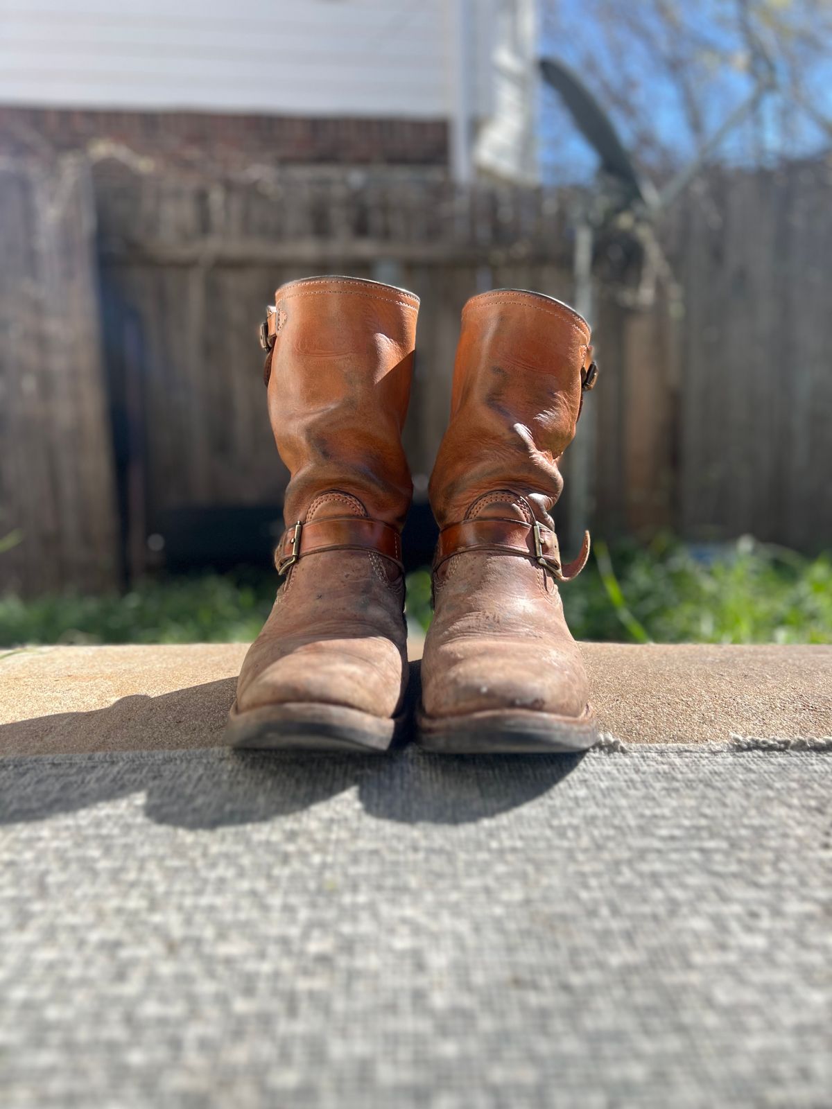 Photo by aminnix829 on March 4, 2023 of the Wesco Boss Engineer Boot in Horween Natural Essex.