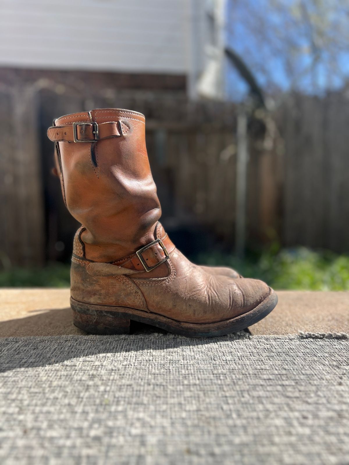 Photo by aminnix829 on March 4, 2023 of the Wesco Boss Engineer Boot in Horween Natural Essex.