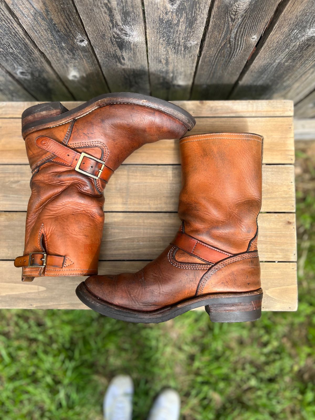 Photo by aminnix829 on April 1, 2023 of the Wesco Boss Engineer Boot in Horween Natural Essex.