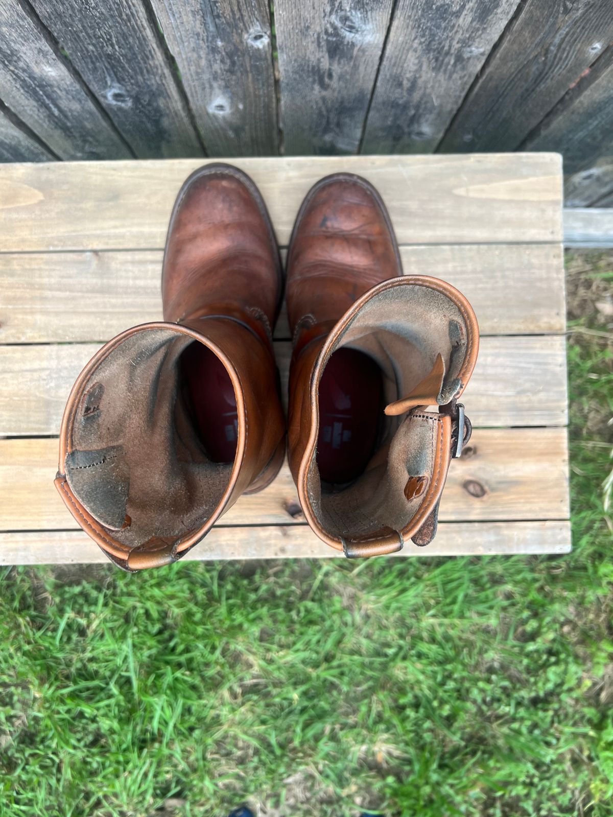 Photo by aminnix829 on April 1, 2023 of the Wesco Boss Engineer Boot in Horween Natural Essex.