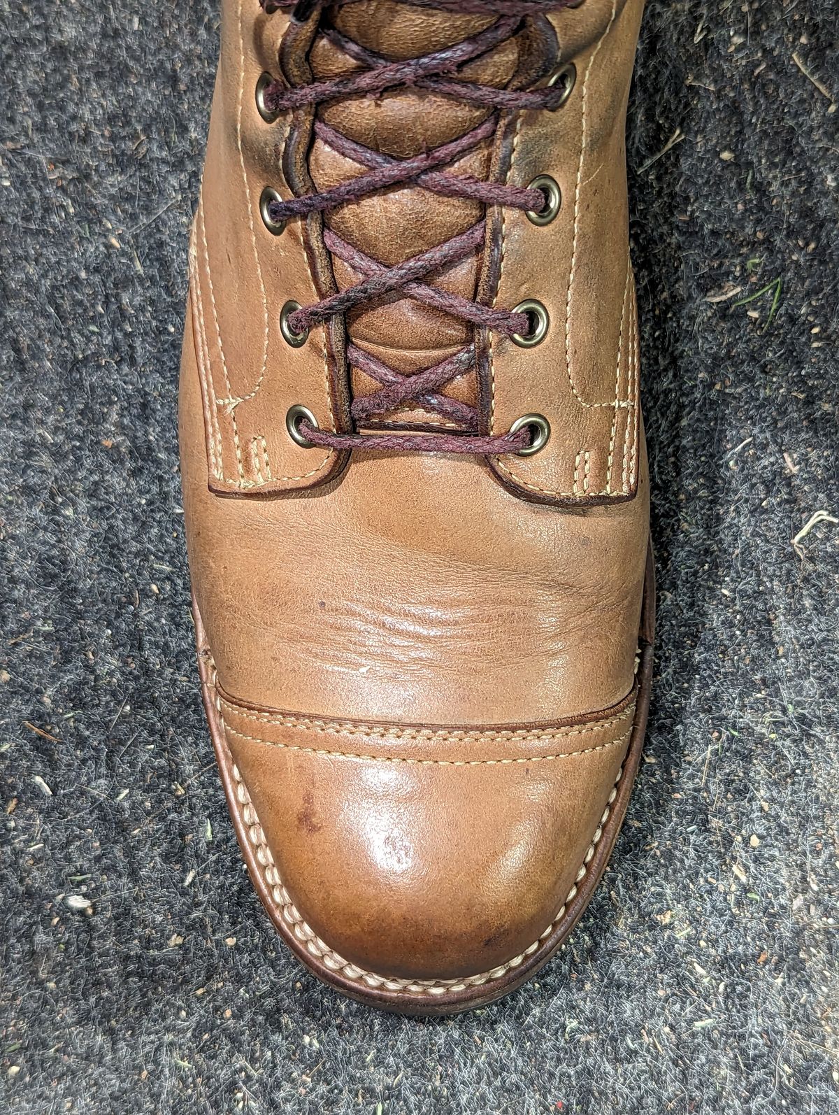 Photo by CanardGris on June 5, 2023 of the Truman Service Boot in Maryam Grigio Horsebutt.