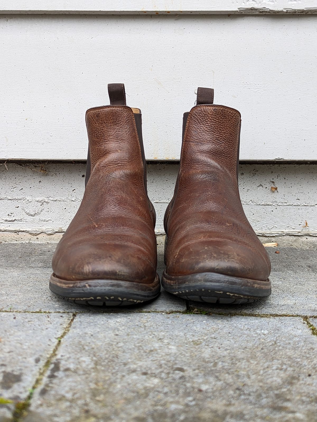 Photo by CanardGris on April 6, 2023 of the Mark Albert Chelsea Boot in Unlisted Leather.