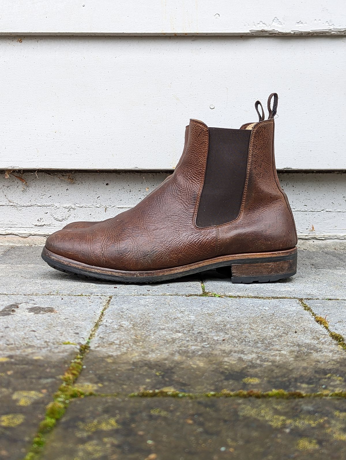 Photo by CanardGris on April 6, 2023 of the Mark Albert Chelsea Boot in Unlisted Leather.