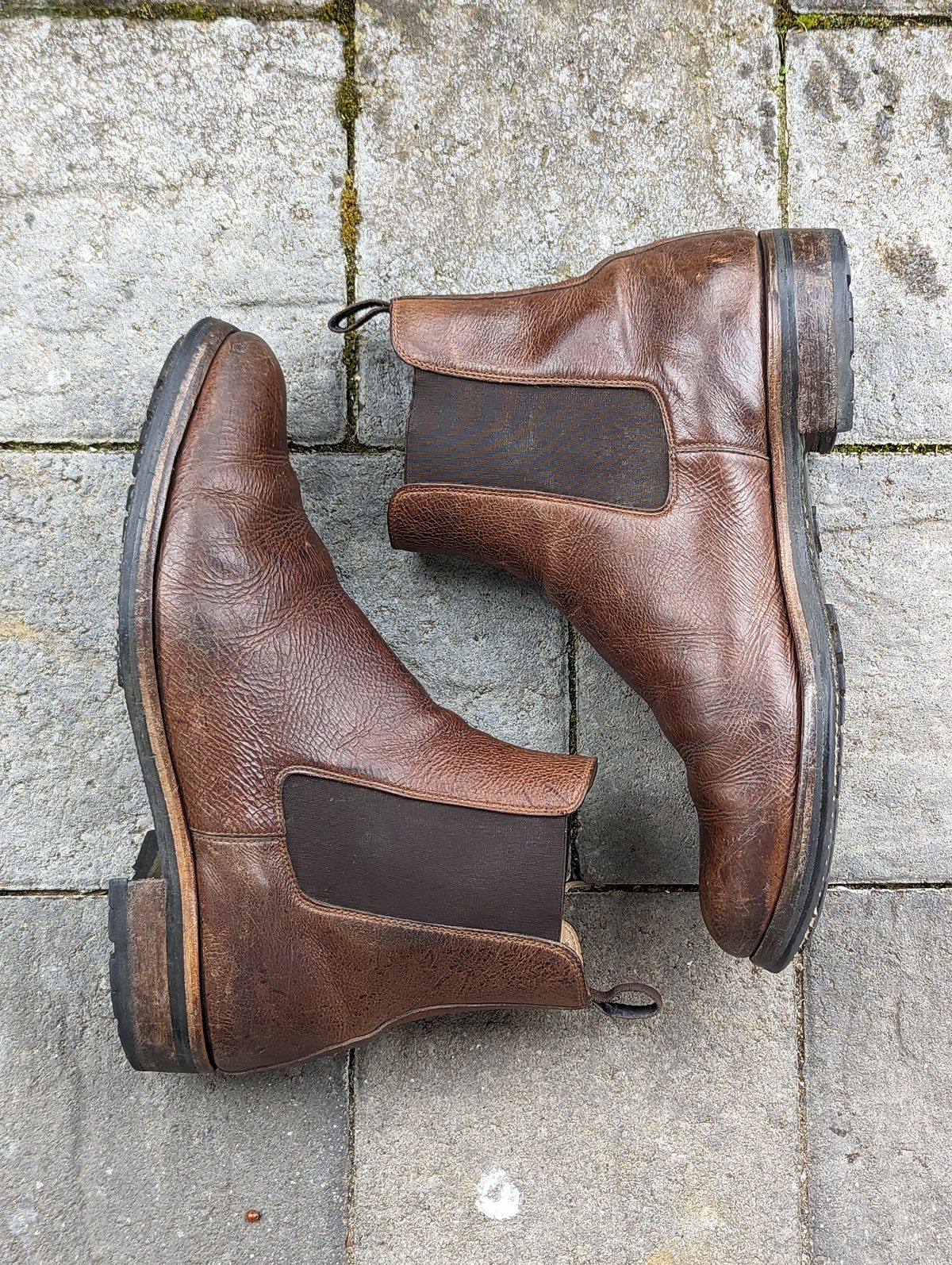 Photo by CanardGris on April 6, 2023 of the Mark Albert Chelsea Boot in Unlisted Leather.