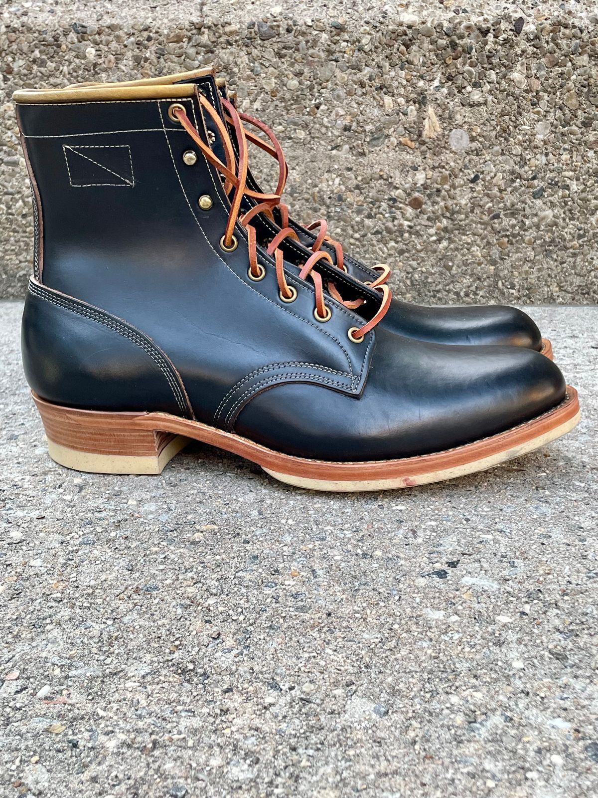 Photo by solestandcool on October 3, 2024 of the Role Club Underdogs in Shinki Hand-Finished Black Horsehide.