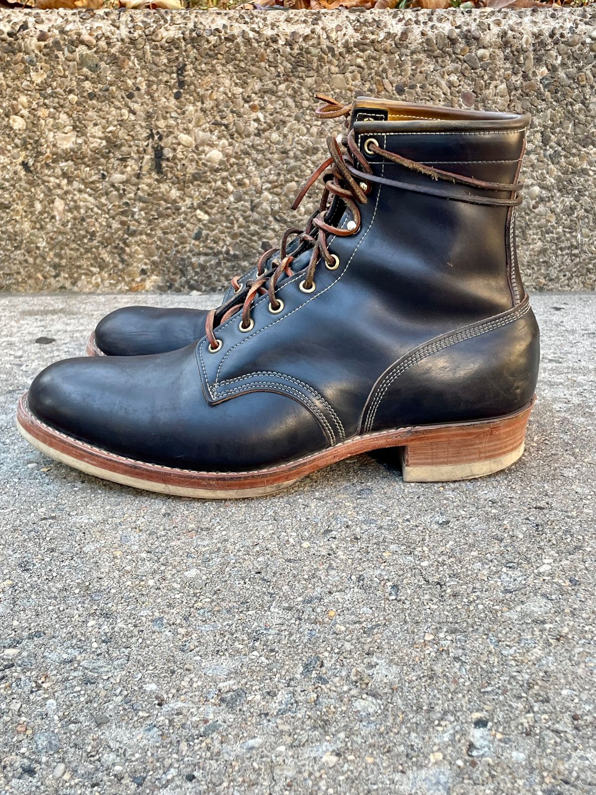 Photo by solestandcool on November 5, 2024 of the Role Club Underdogs in Shinki Hand-Finished Black Horsehide.