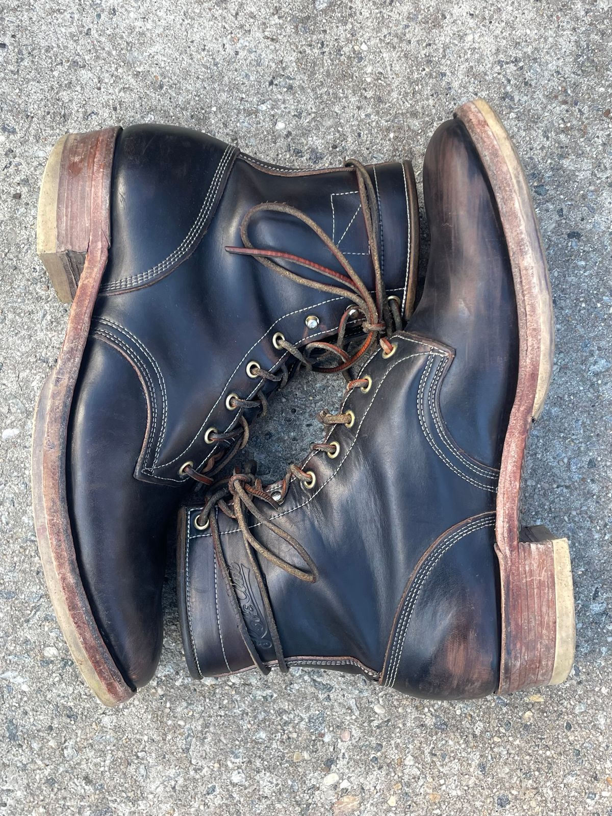 Photo by solestandcool on February 28, 2025 of the Role Club Underdogs in Shinki Hand-Finished Black Horsehide.