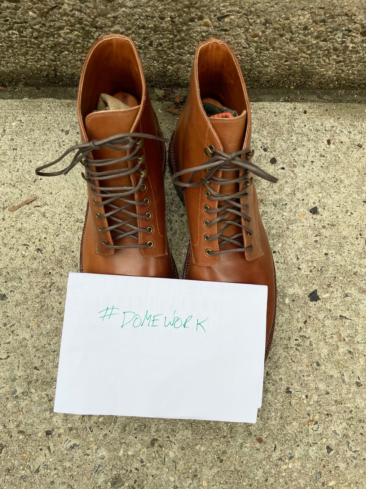 Photo by solestandcool on October 1, 2022 of the Grant Stone Edward Boot in Horween Honey Glazed Shell Cordovan.
