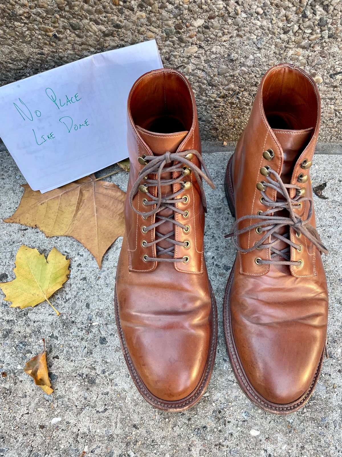 Photo by solestandcool on November 5, 2022 of the Grant Stone Edward Boot in Horween Honey Glazed Shell Cordovan.