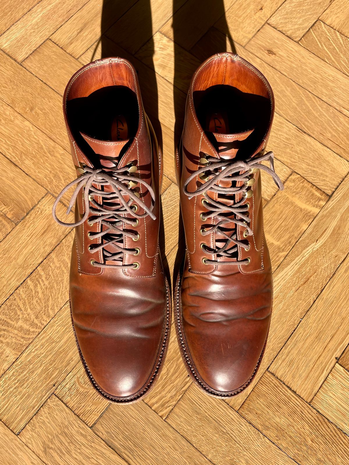 Photo by solestandcool on February 4, 2023 of the Grant Stone Edward Boot in Horween Honey Glazed Shell Cordovan.