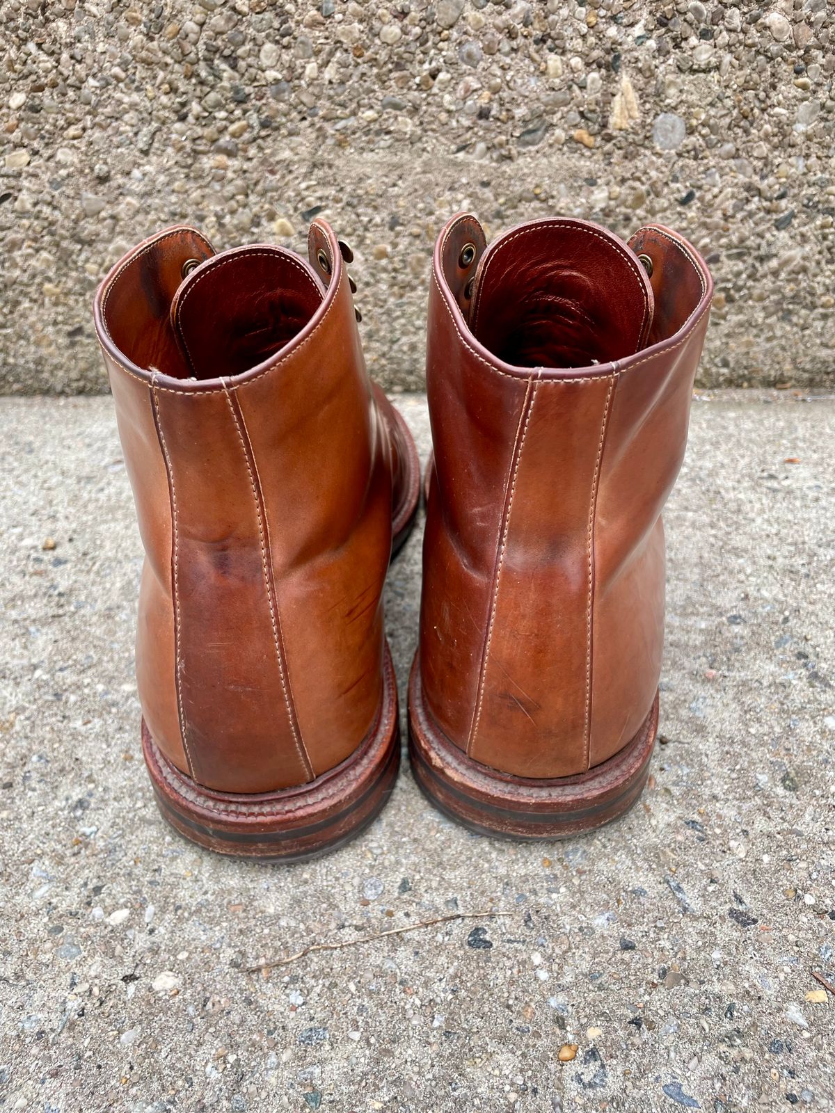 Photo by solestandcool on March 4, 2023 of the Grant Stone Edward Boot in Horween Honey Glazed Shell Cordovan.