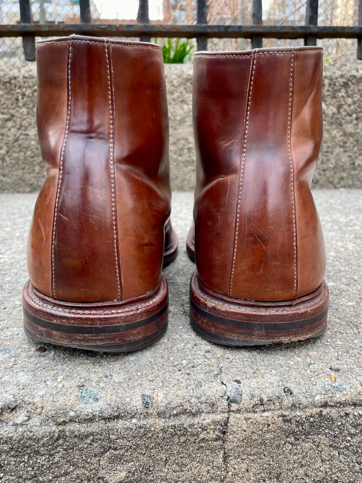 Photo by solestandcool on April 3, 2023 of the Grant Stone Edward Boot in Horween Honey Glazed Shell Cordovan.