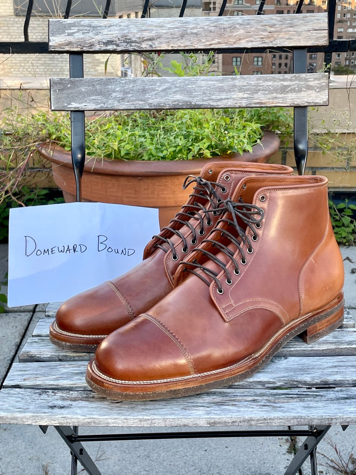 Photo by solestandcool on October 4, 2023 of the Viberg Service Boot PCT in Horween Natural Shell Cordovan.