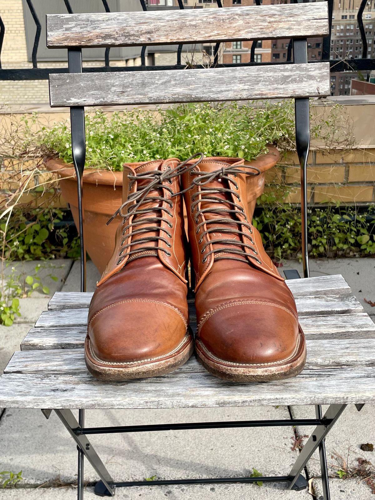Photo by solestandcool on November 5, 2023 of the Viberg Service Boot PCT in Horween Natural Shell Cordovan.