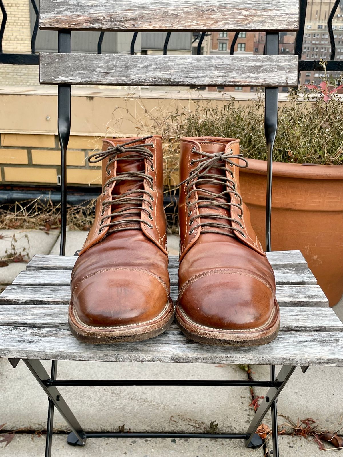 Photo by solestandcool on December 2, 2023 of the Viberg Service Boot PCT in Horween Natural Shell Cordovan.