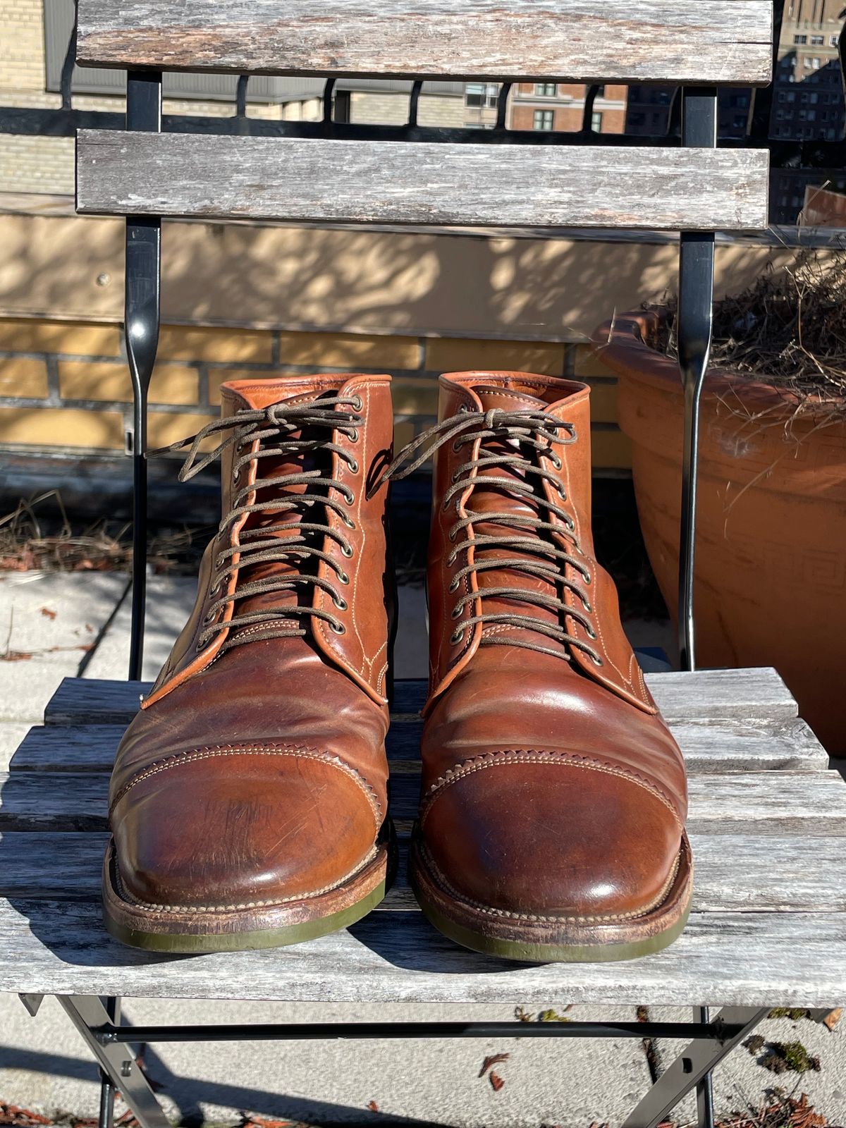 Photo by solestandcool on February 4, 2024 of the Viberg Service Boot PCT in Horween Natural Shell Cordovan.