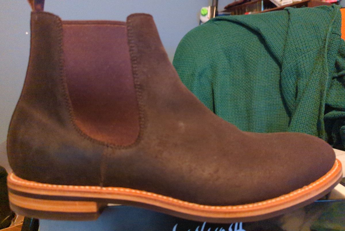 Photo by abrinson on May 13, 2022 of the Grant Stone Chelsea Boot in C.F. Stead Earth Waxy Commander Suede.