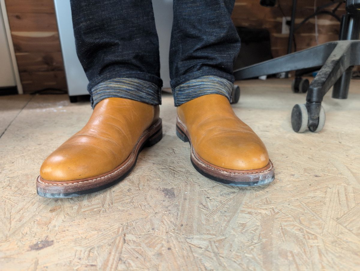 Photo by abrinson on May 9, 2025 of the Taylor Stitch Ranch Boot in Unknown Material.