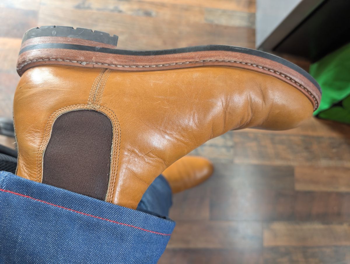 Photo by abrinson on June 4, 2025 of the Taylor Stitch Ranch Boot in Unknown Material.