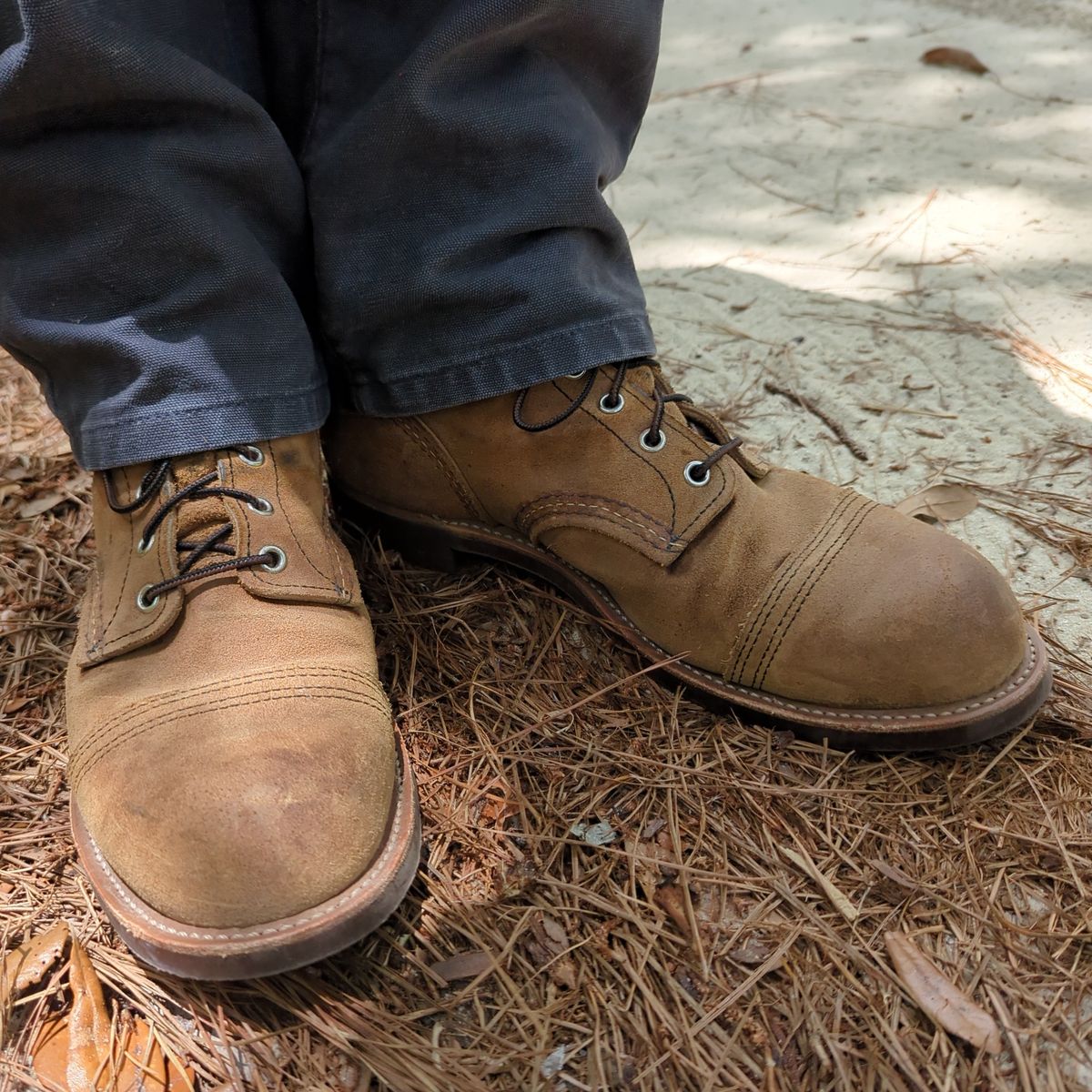 Photo by abrinson on June 4, 2023 of the Red Wing Iron Ranger in S.B. Foot Hawthorne Muleskinner.