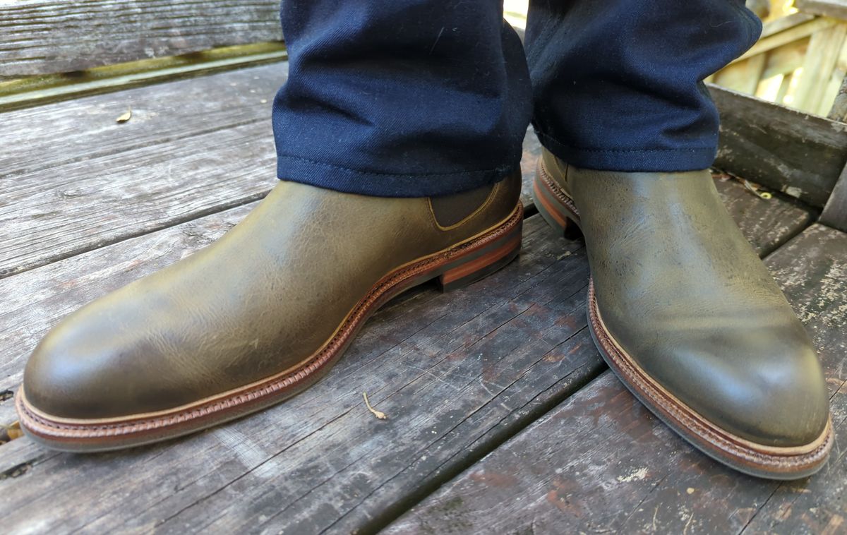 Photo by abrinson on June 28, 2022 of the Meermin Wholecut Chelsea Boot in Unknown Material.