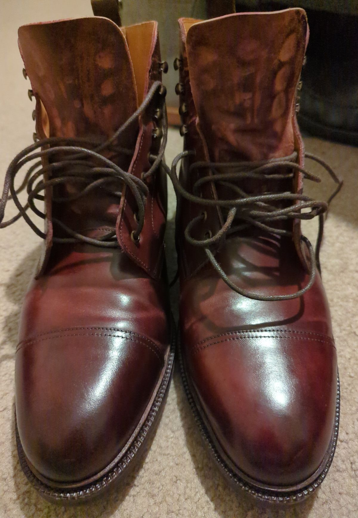 Photo by abrinson on October 18, 2022 of the Meermin Jumper Boot in Burgundy Heritage Shell Cordovan.