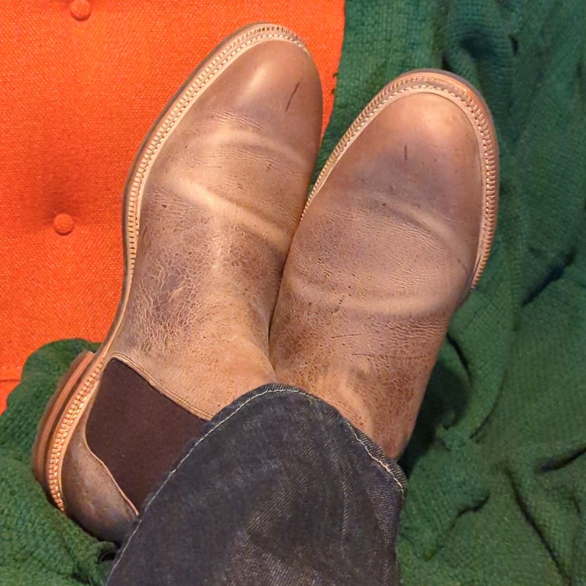 Photo by abrinson on April 28, 2023 of the Meermin Wholecut Chelsea Boot in Unlisted Leather.