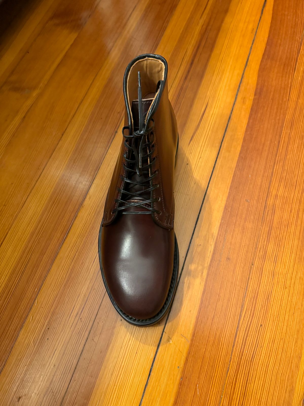 Photo by neerja27 on October 9, 2023 of the Viberg Unknown Model in Horween Color 8 Shell Cordovan.
