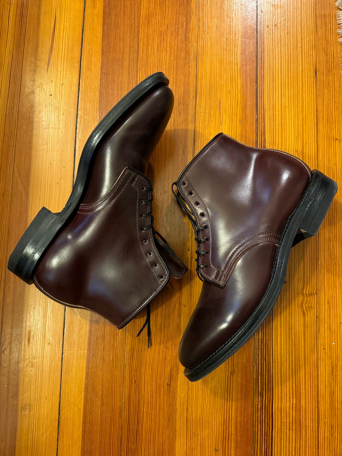 Photo by neerja27 on November 1, 2023 of the Viberg Unknown Model in Horween Color 8 Shell Cordovan.