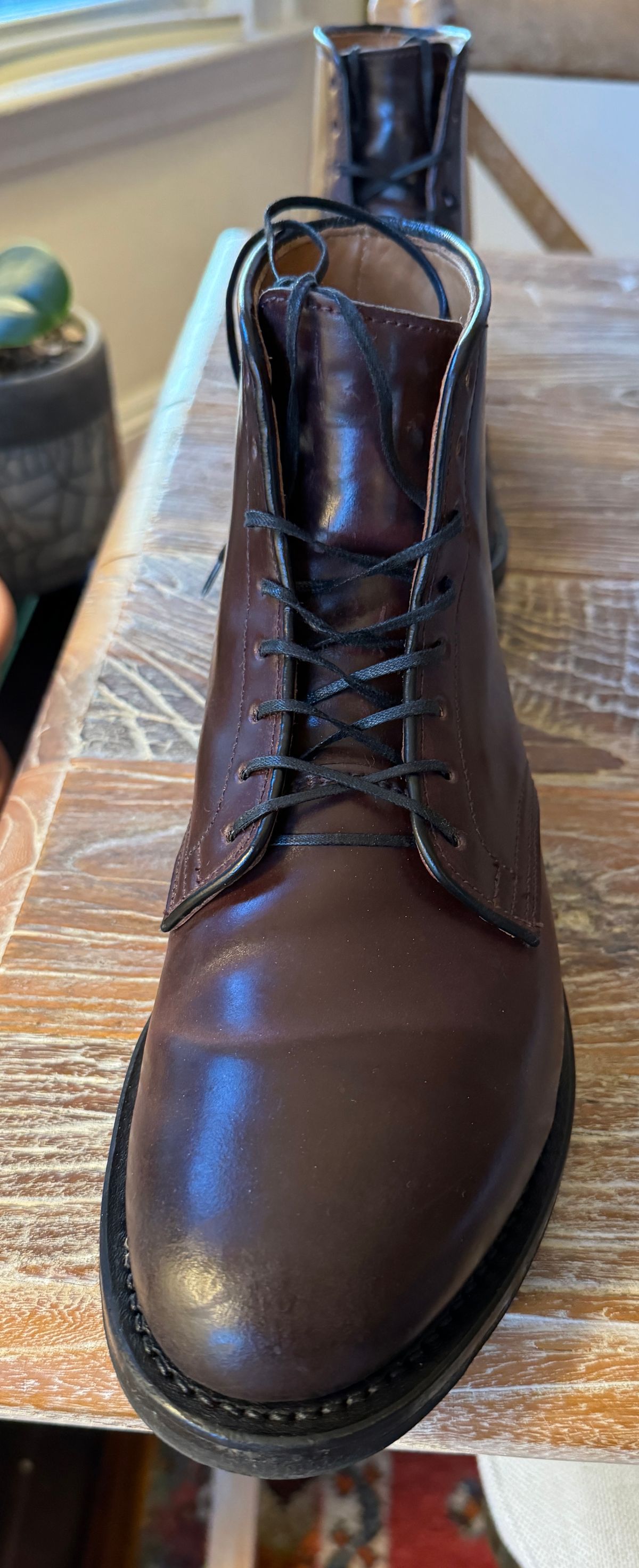 Photo by neerja27 on January 2, 2024 of the Viberg Unknown Model in Horween Color 8 Shell Cordovan.